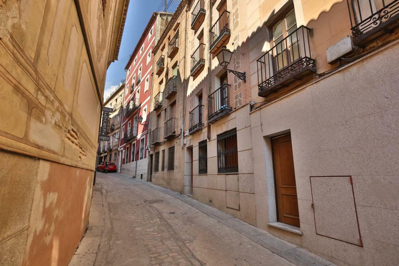La Casa Del Liron By Toledo Ap Apartment Bagian luar foto