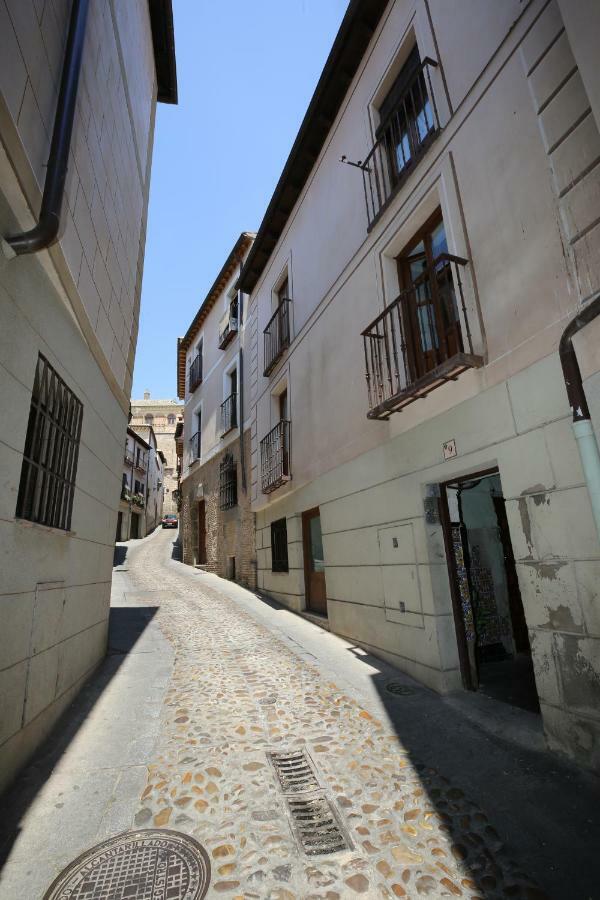 La Casa Del Liron By Toledo Ap Apartment Bagian luar foto